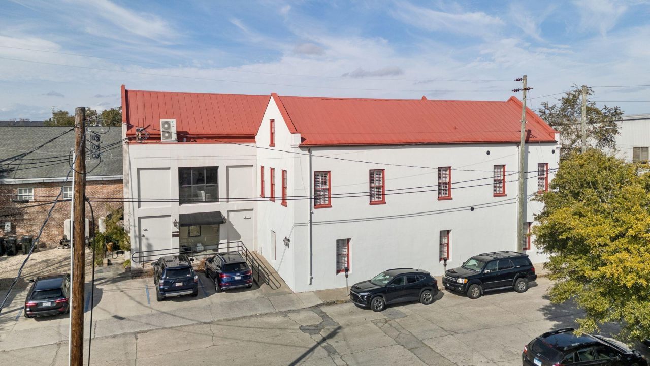 241 E Bay Street Photo 5