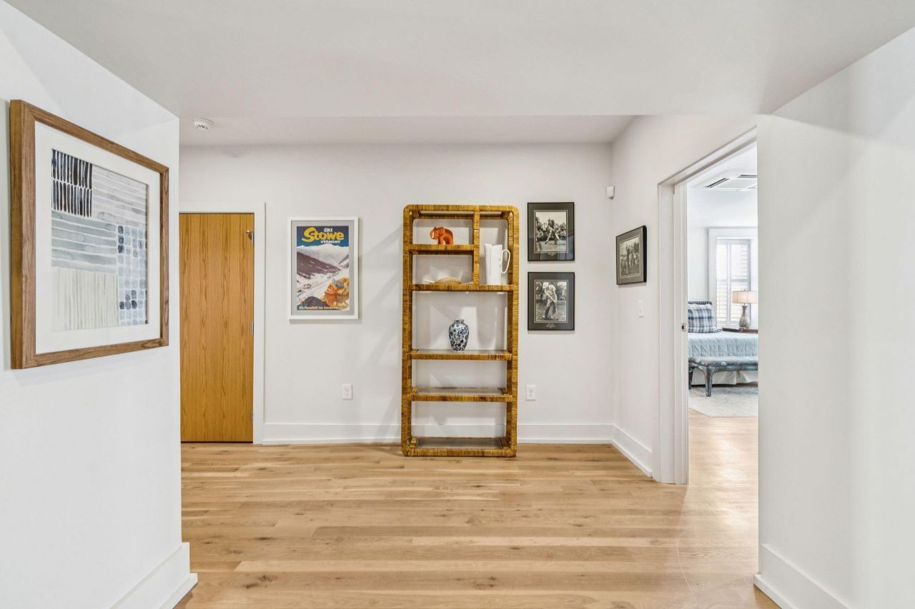 241 E Bay Street Photo 62