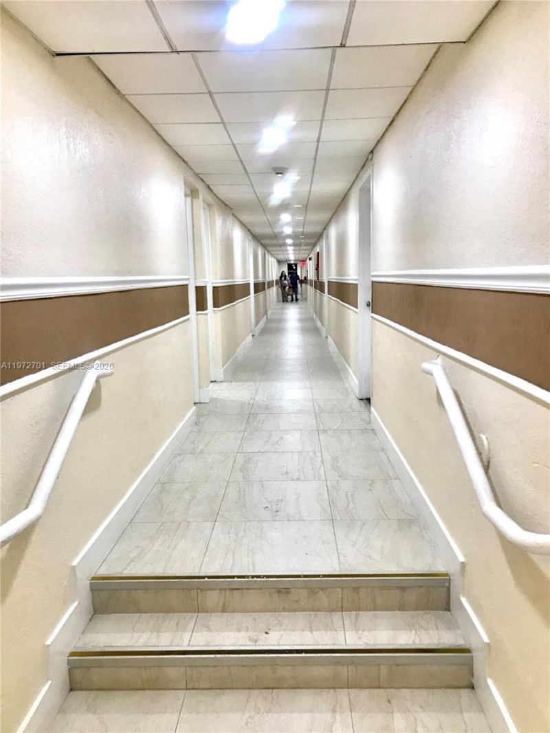 801 NW 47th Ave, Unit 121W, Miami, FL 33126 Photo