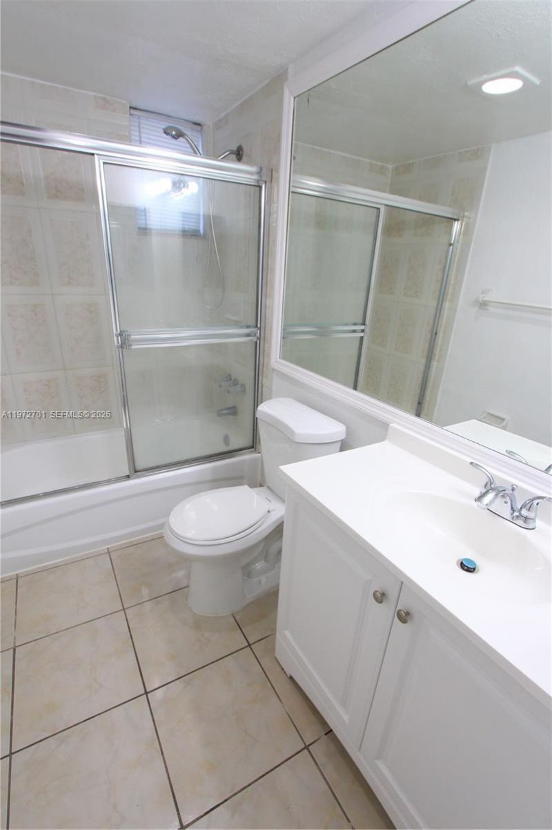 801 NW 47th Ave, Unit 121W, Miami, FL 33126 Photo