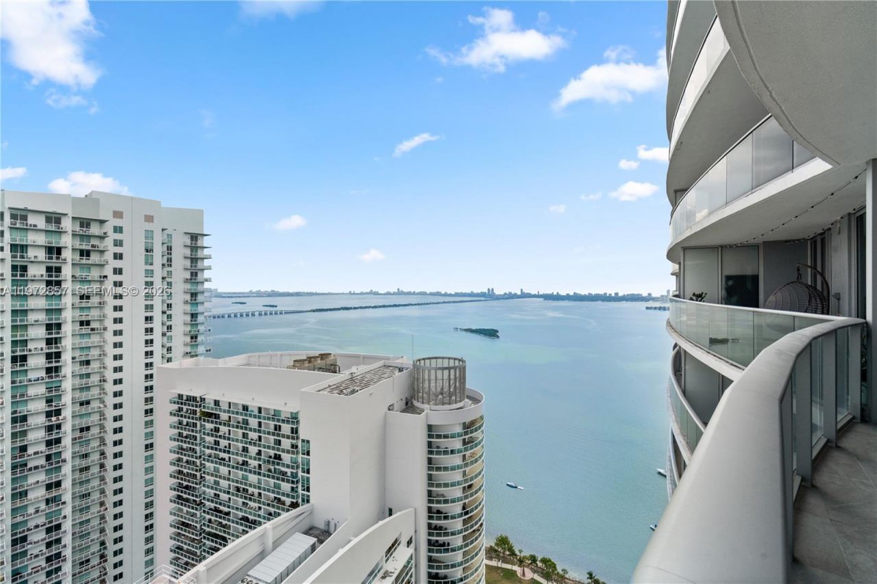 488 NE 18th St , Unit 4703, Miami, FL 33132 Photo