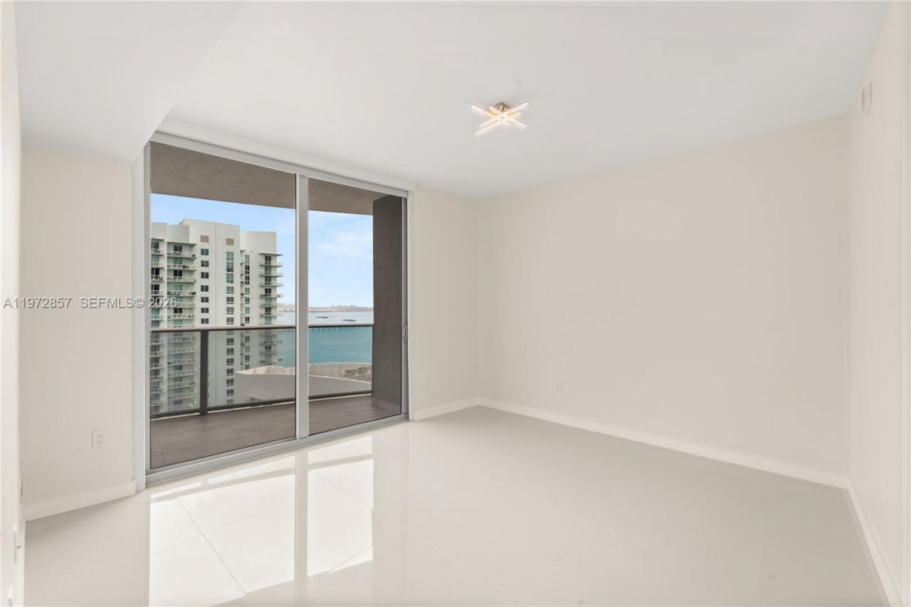 488 NE 18th St , Unit 4703, Miami, FL 33132 Photo
