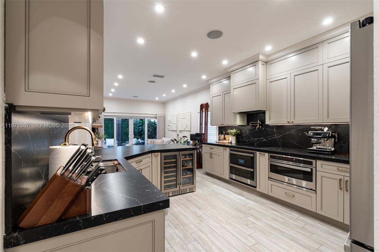 13335 SW 118th Pass , Miami, FL 33186 Photo