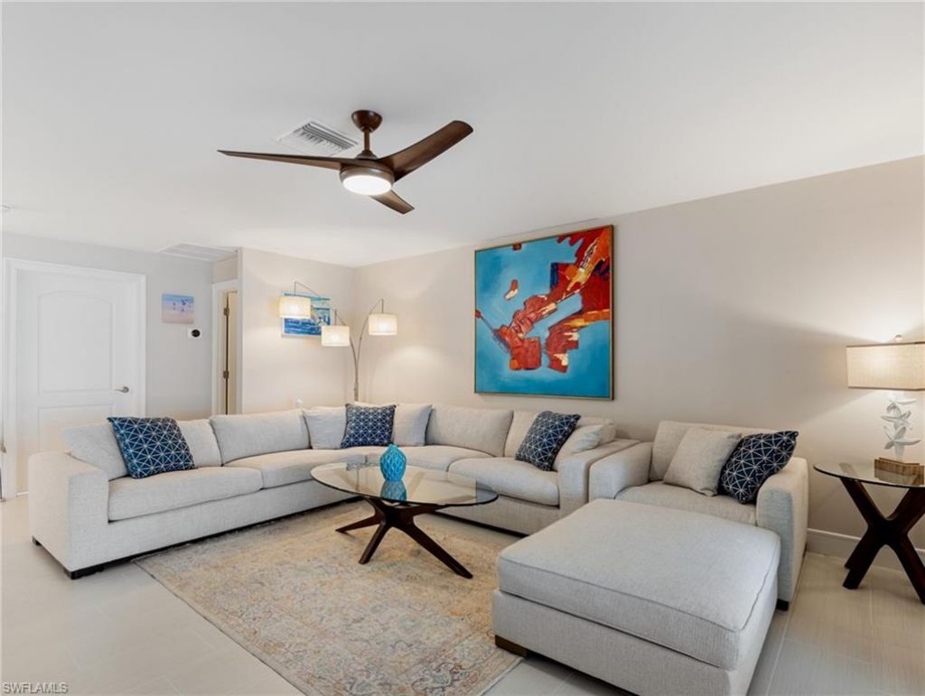 7337 Lake Dr, Fort Myers, FL 33908 Photo