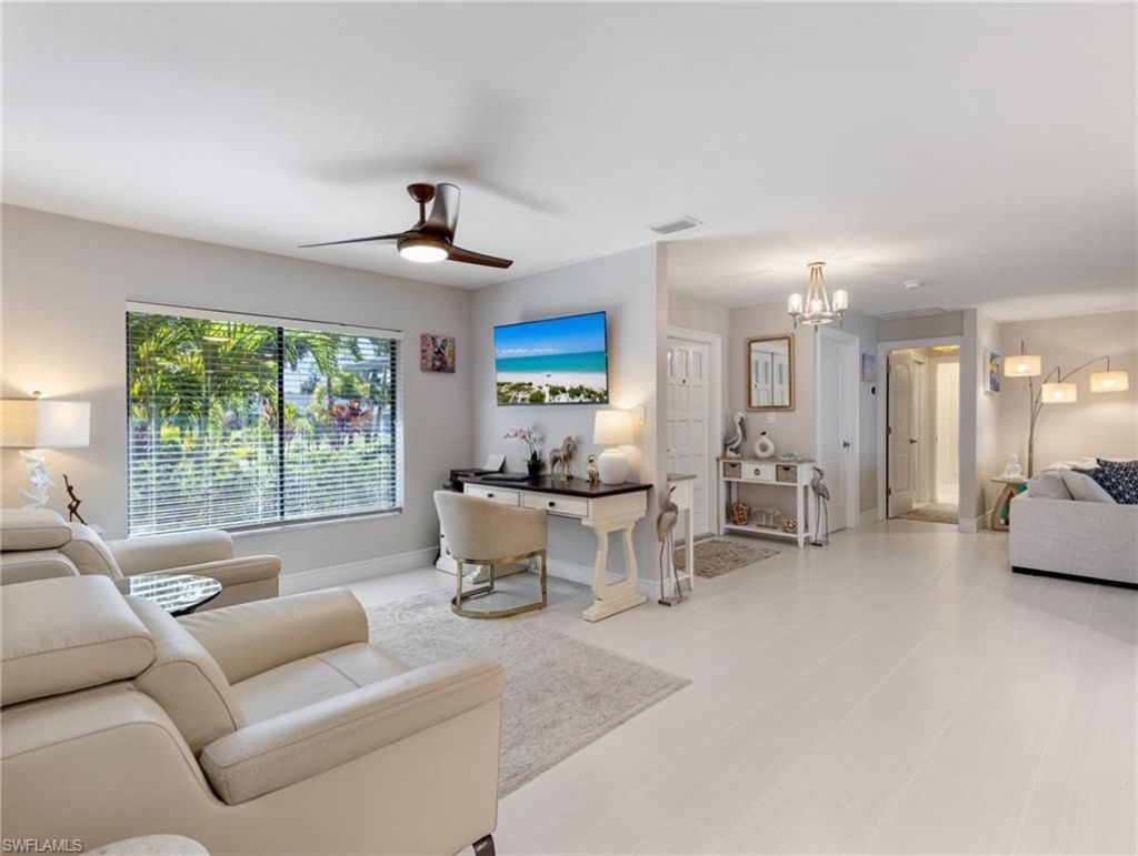 7337 Lake Dr, Fort Myers, FL 33908 Photo