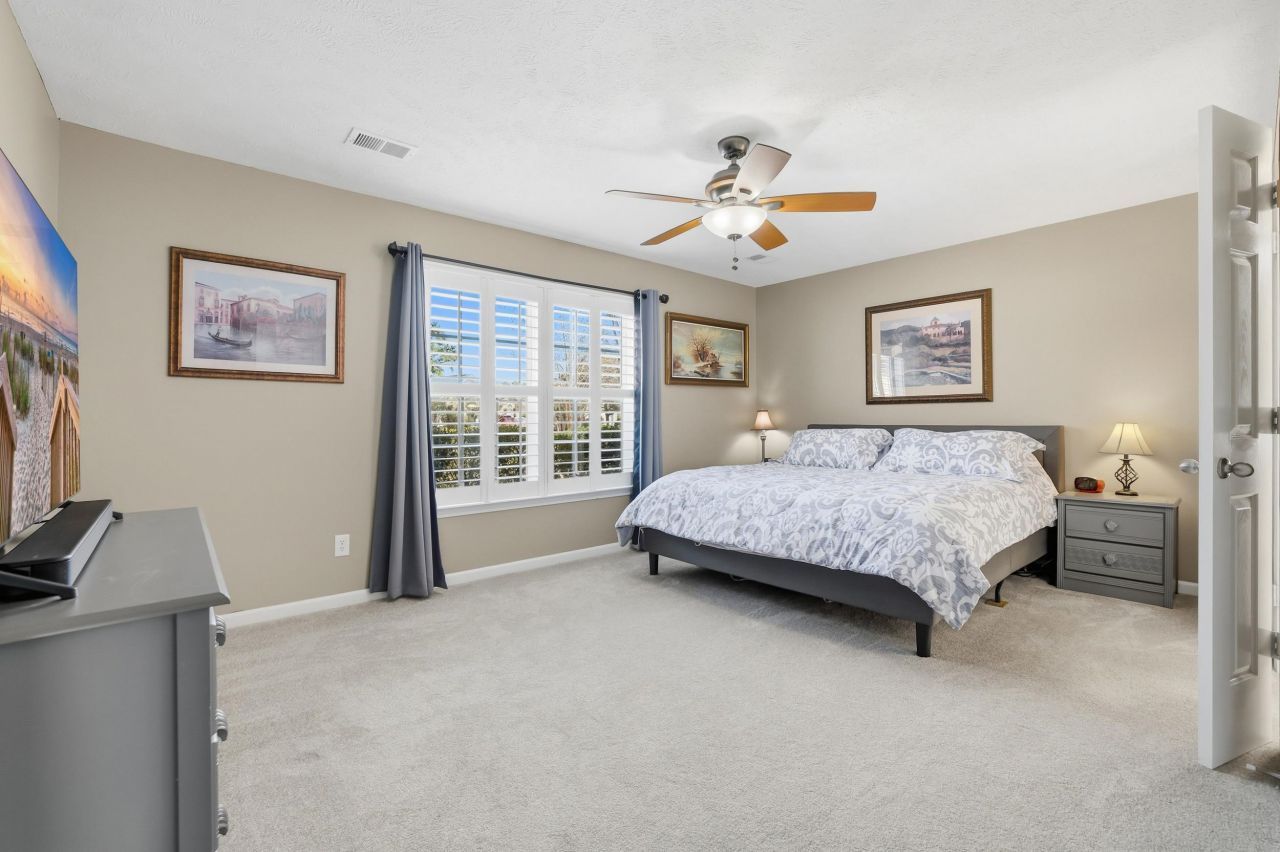 815 Sultana Dr. Photo 16