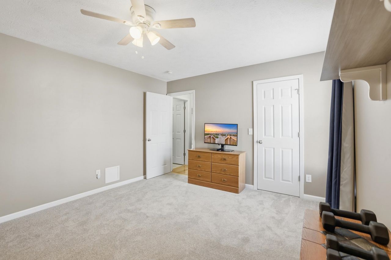 815 Sultana Dr. Photo 25