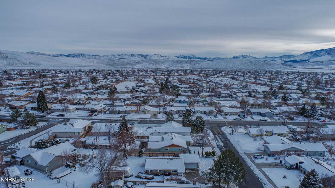 743 Lyell Way, Gardnerville, NV 89460 Photo