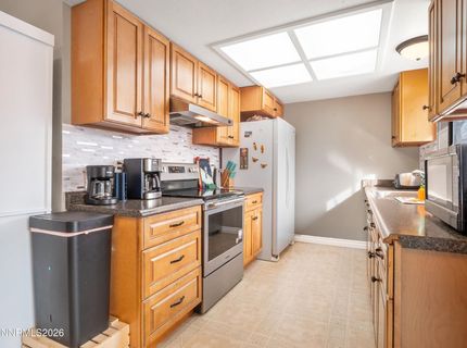 743 Lyell Way, Gardnerville, NV 89460 Photo