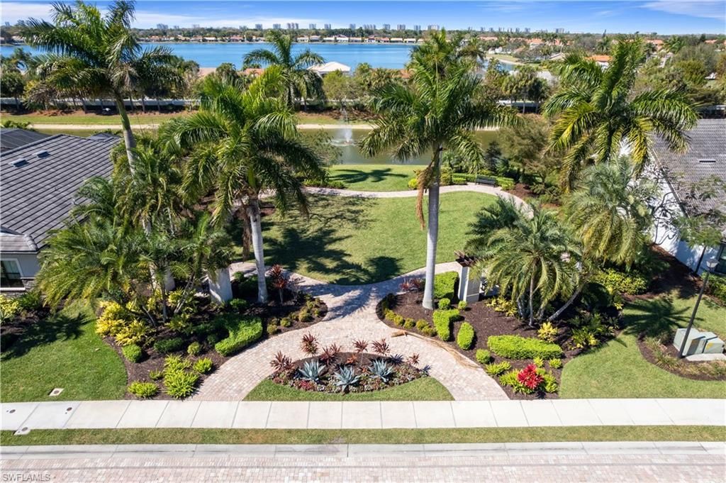 7202 Wilton Dr, Naples, FL 34109 Photo