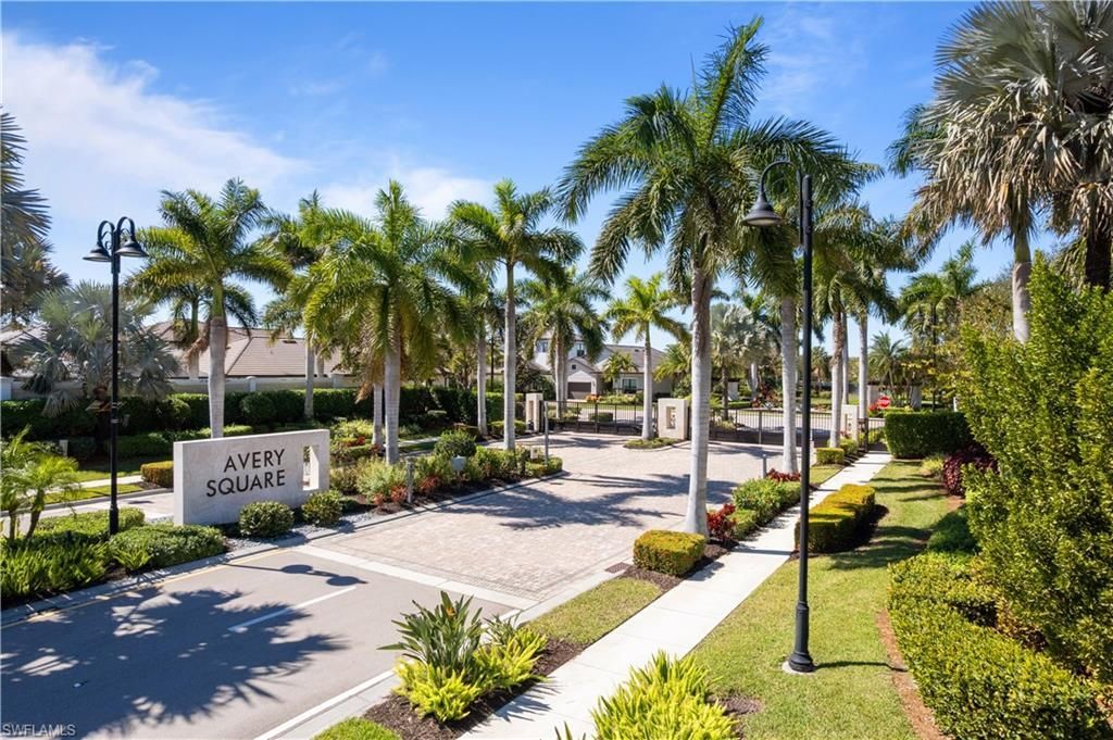 7202 Wilton Dr, Naples, FL 34109 Photo