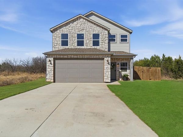 5708 Black Pine, Granbury, TX 76048