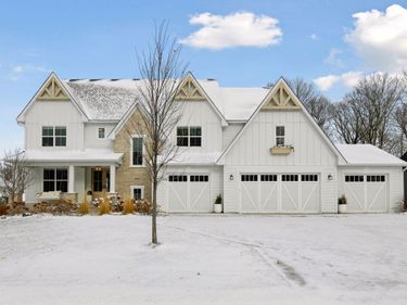 6592 Big Woods Drive, Minnetrista, MN 55331