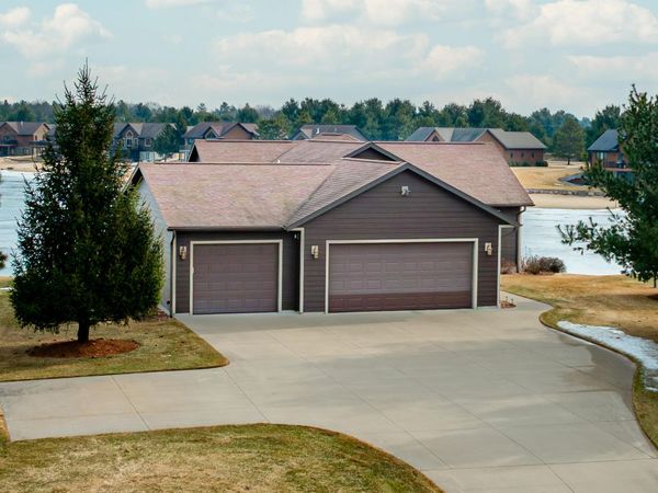 N8098 15th Ave, Germantown, WI 53950