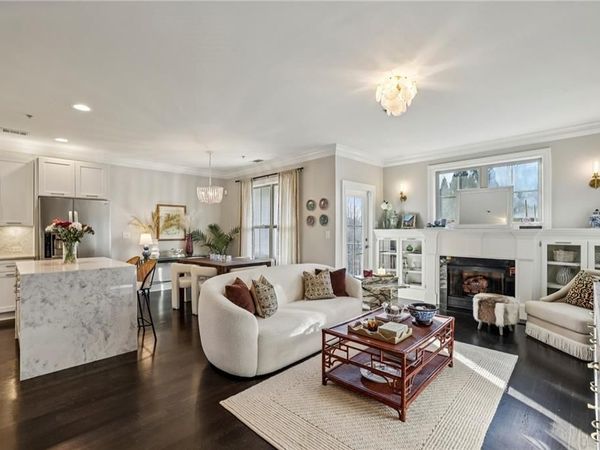 238 Le Gran Bend, Atlanta, GA 30328