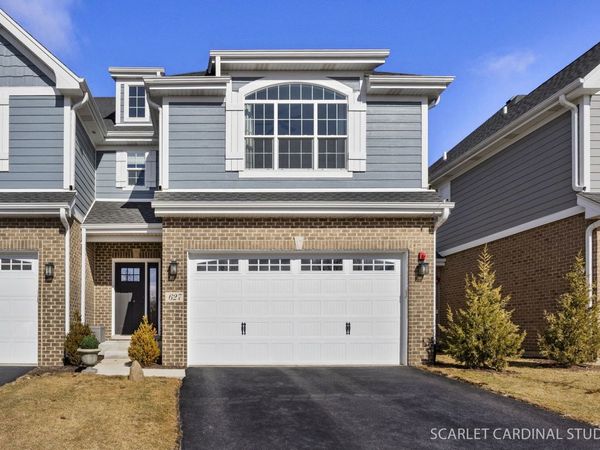 627 Bourbon Court, Naperville, IL 60565