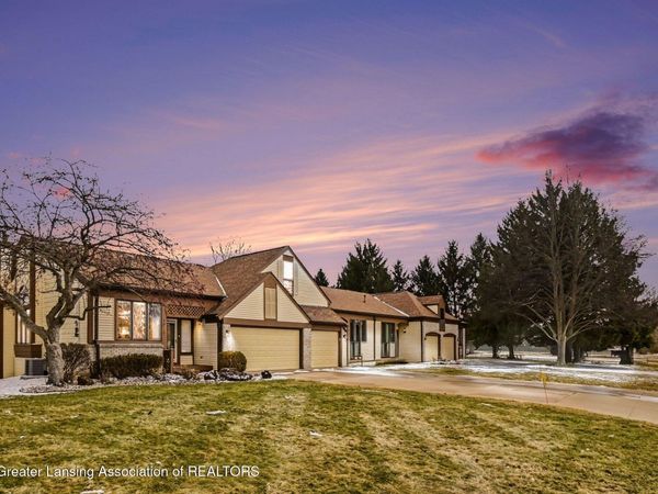 1026 Brookside Drive, Lansing, MI 48917