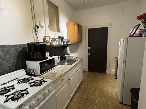 7-11 Court Street, Unit 5, Keene, NH 03431