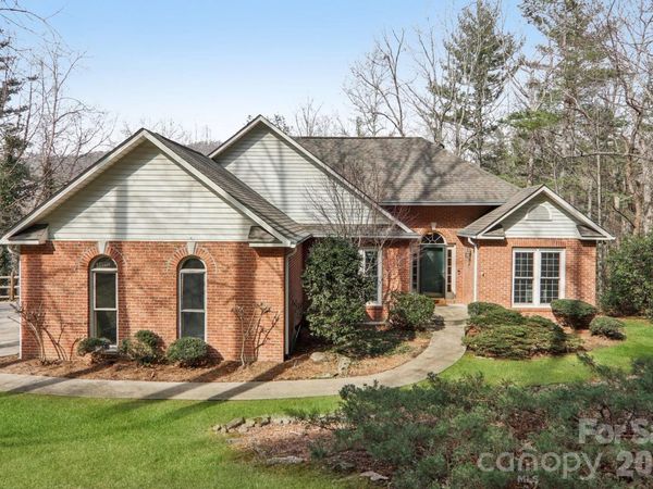 741 Zelda Court , Hendersonville, NC 28792