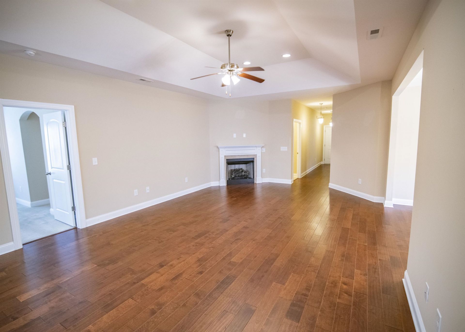 436 Arlington Circle Photo 15