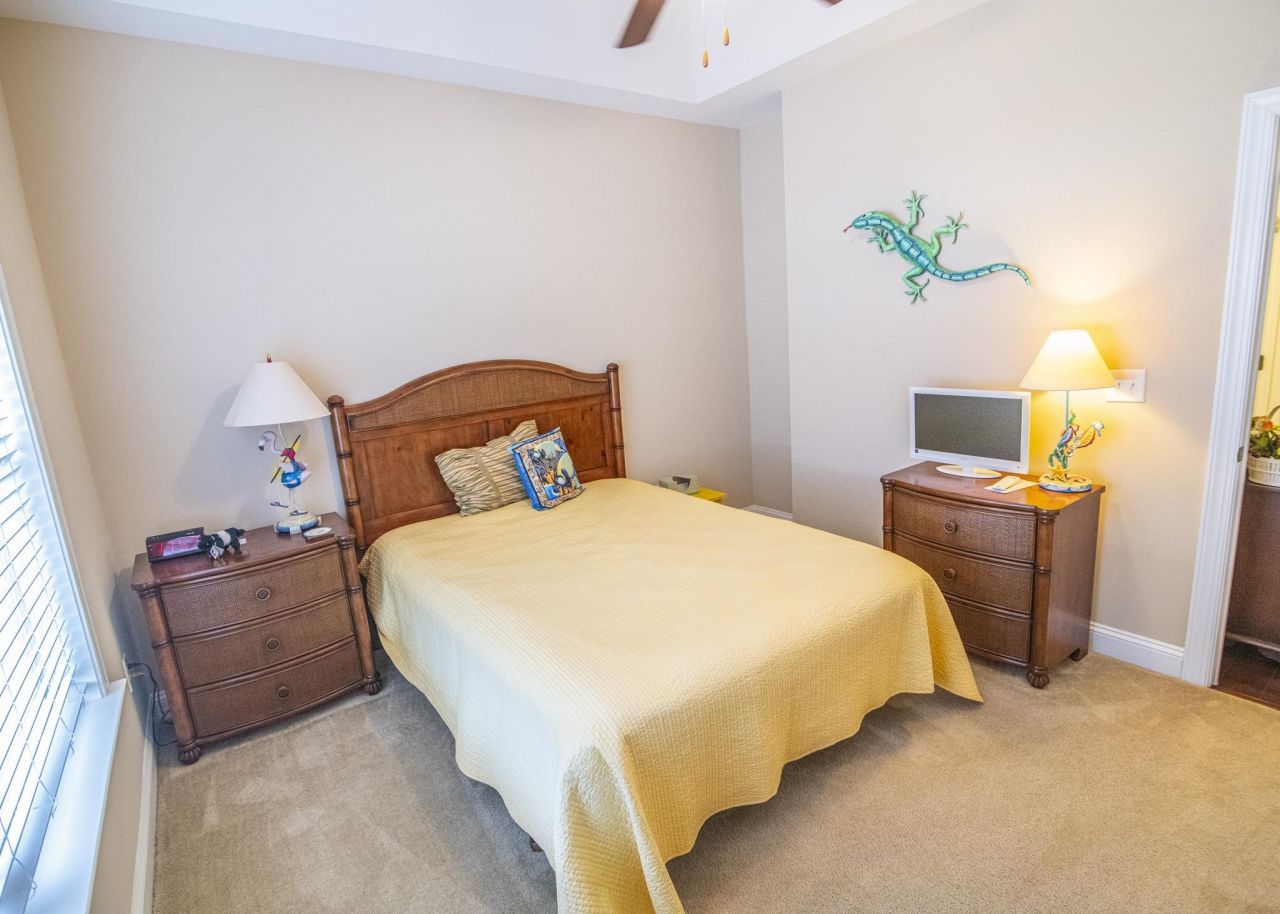 436 Arlington Circle Photo 27