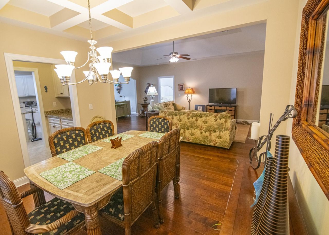 436 Arlington Circle Photo 7