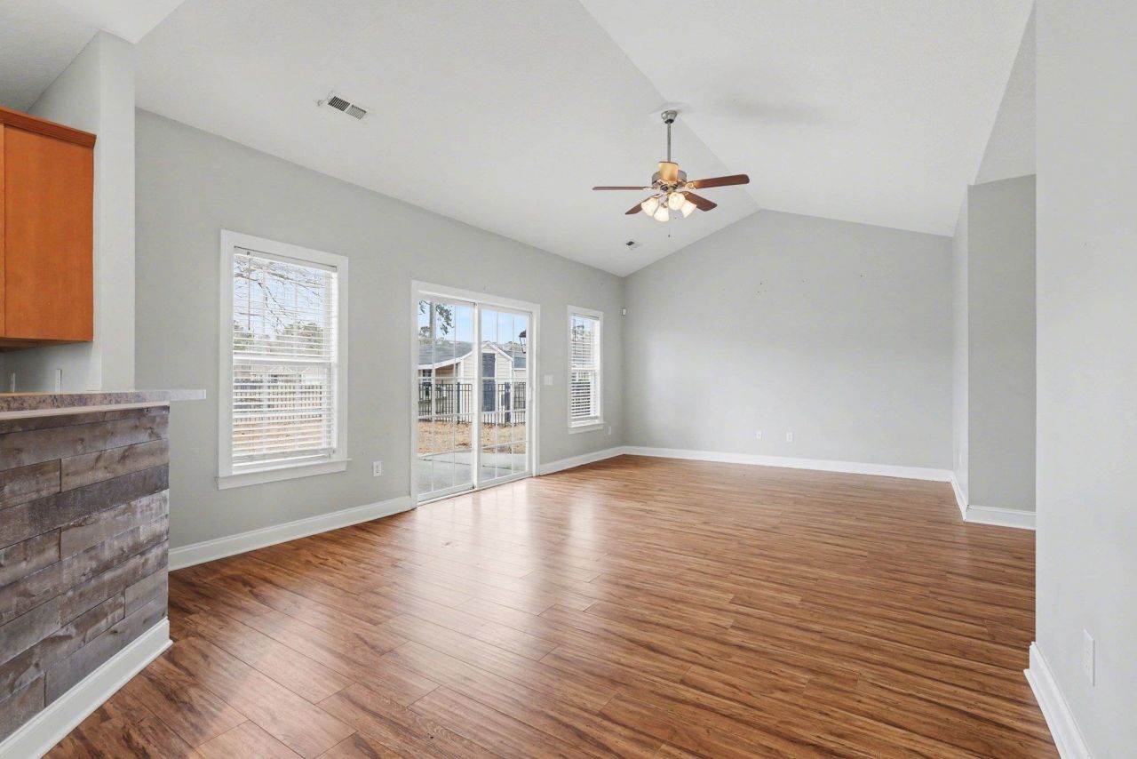 209 Georgia Mae Loop  Photo 11