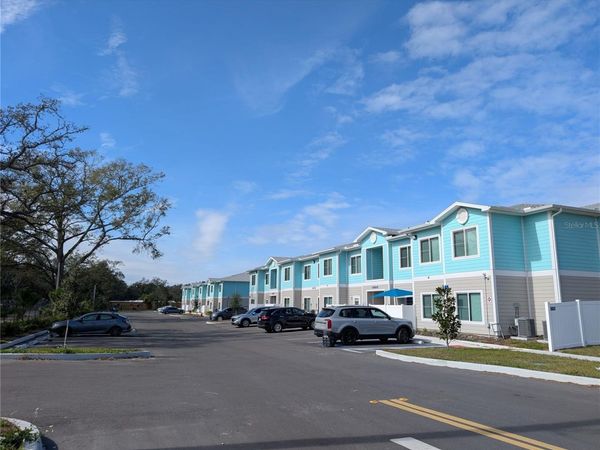 14524 N NEBRASKA AVENUE , Unit 204, TAMPA, FL 33613