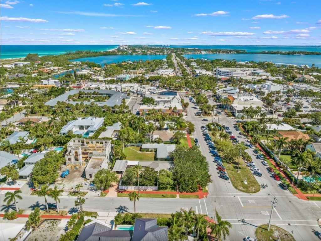 140 S Blvd Of The Presidents, Sarasota, FL 34236 Photo