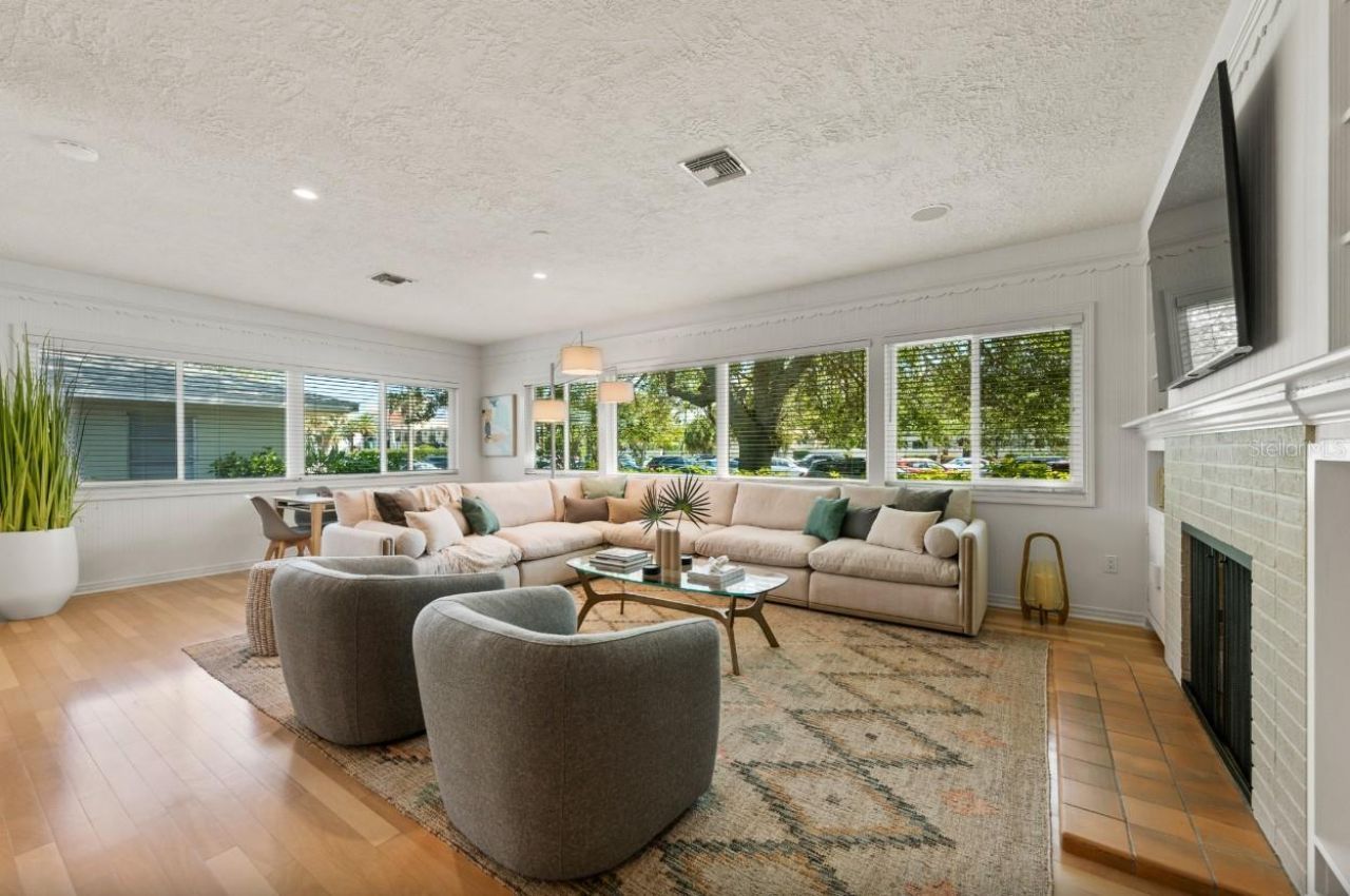 140 S Blvd Of The Presidents, Sarasota, FL 34236 Photo