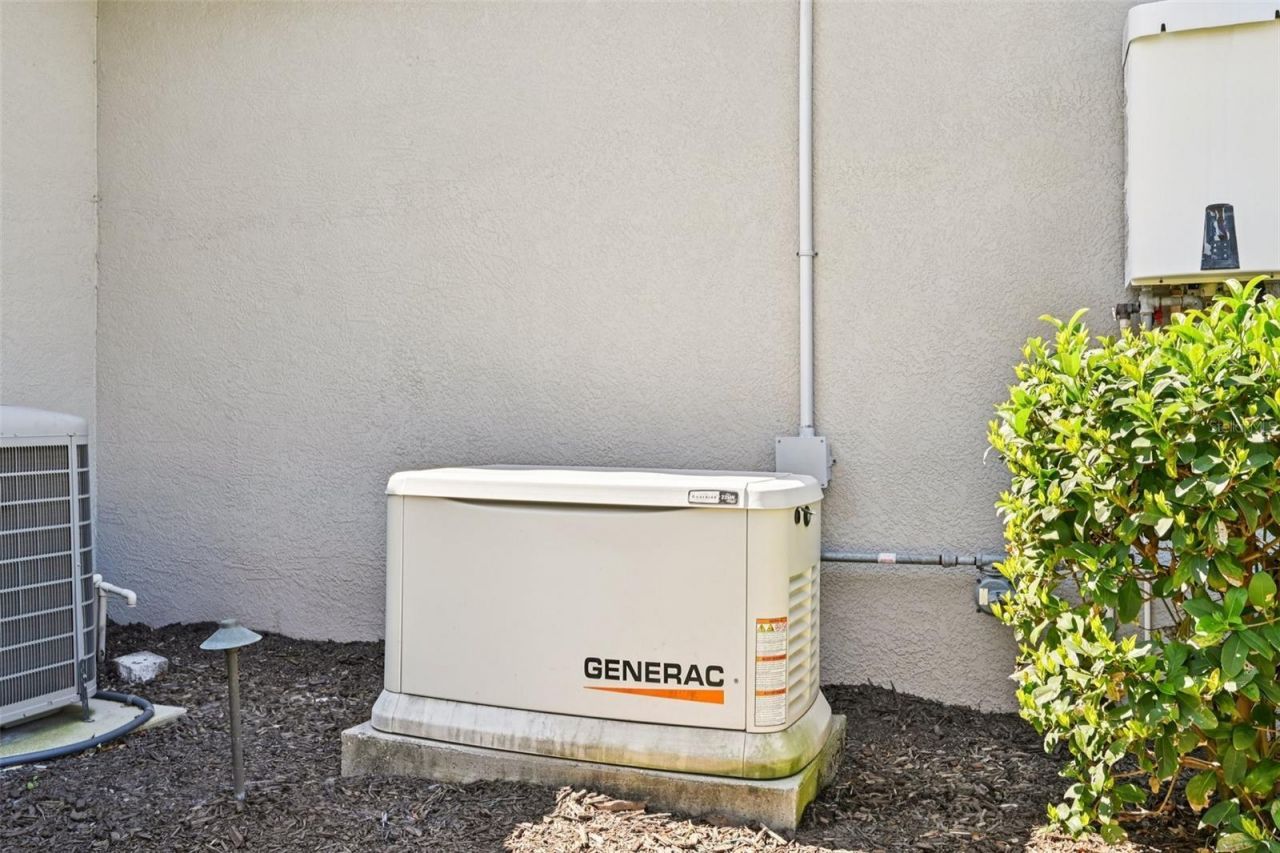 508 Mast Drive, Bradenton, FL 34208 Photo