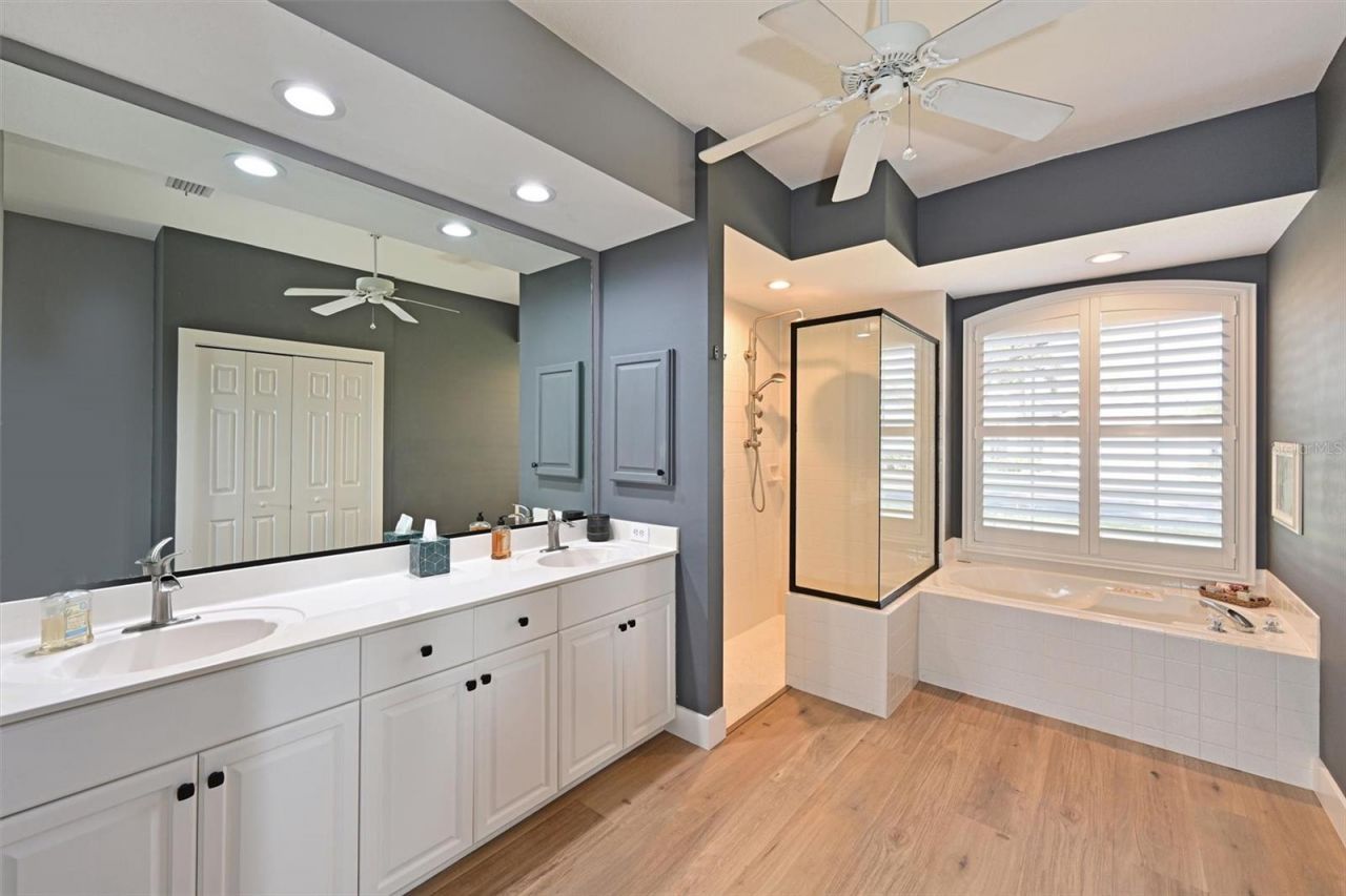 12246 Clubhouse Drive, Lakewood Ranch, FL 34202 Photo