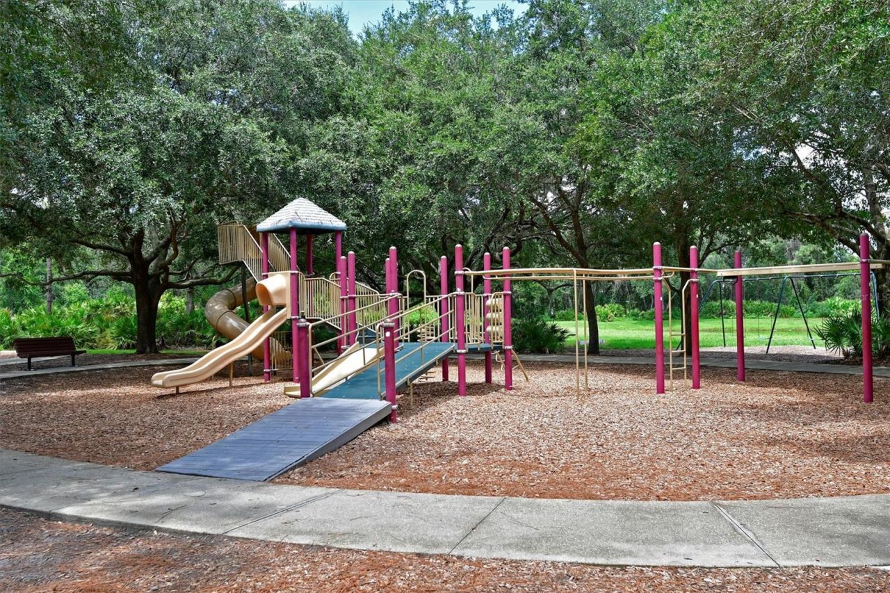 12246 Clubhouse Drive, Lakewood Ranch, FL 34202 Photo