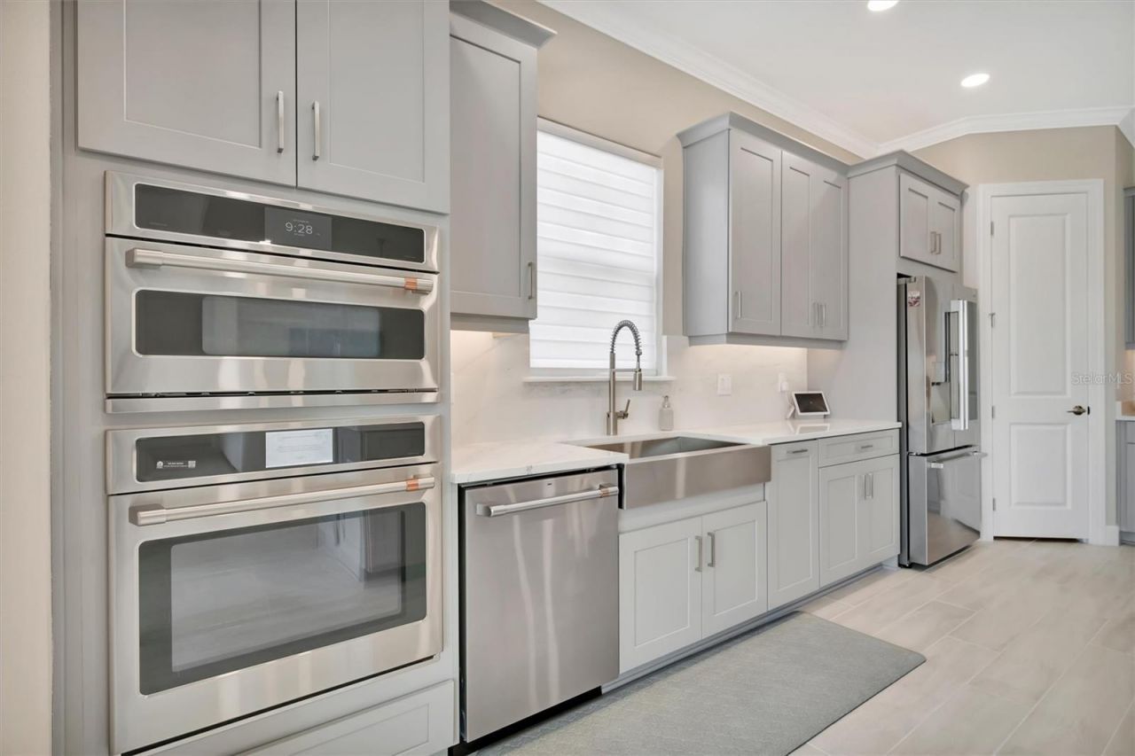 5505 Caserta Court, Palmetto, FL 34221 Photo