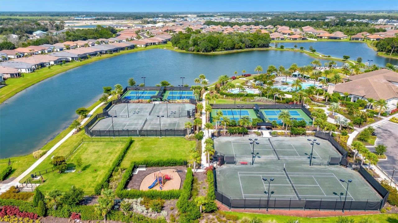 5505 Caserta Court, Palmetto, FL 34221 Photo