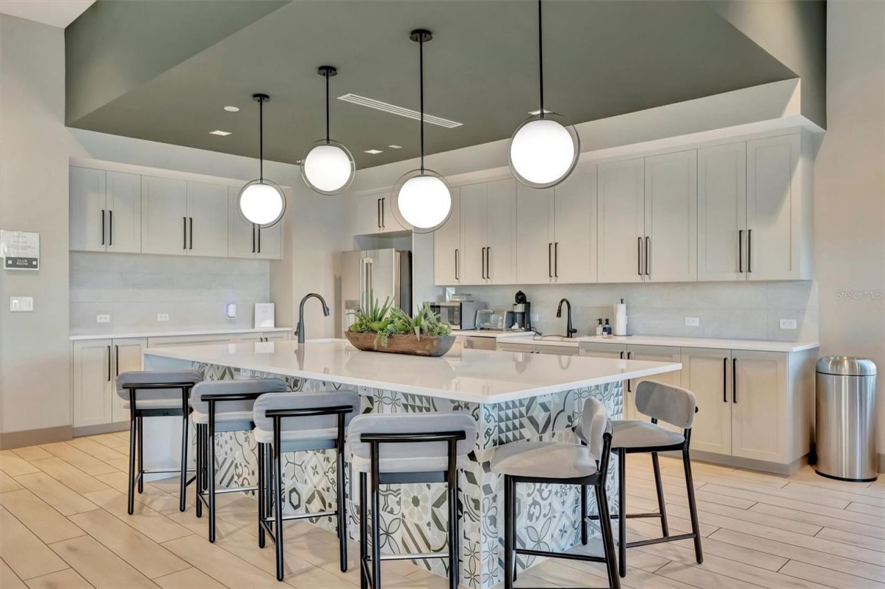 5505 Caserta Court, Palmetto, FL 34221 Photo