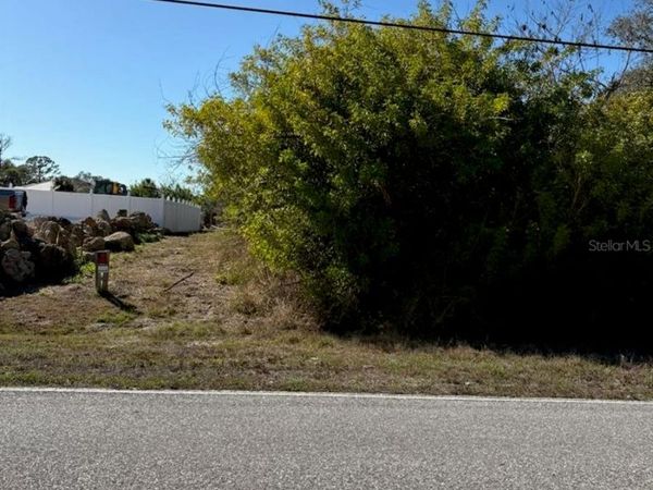 2049 CORNELIUS BOULEVARD , PORT CHARLOTTE, FL 33953