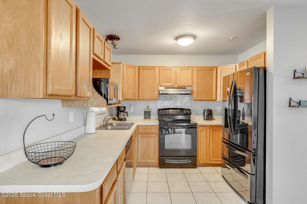 995 Eyerly Lane Ne, Palm Bay, FL 32905 Photo