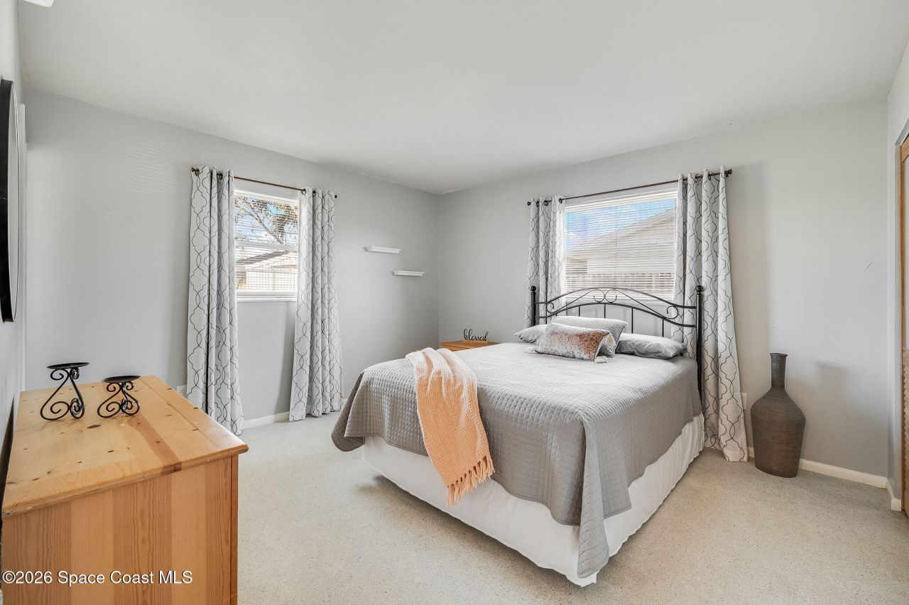 995 Eyerly Lane Ne, Palm Bay, FL 32905 Photo