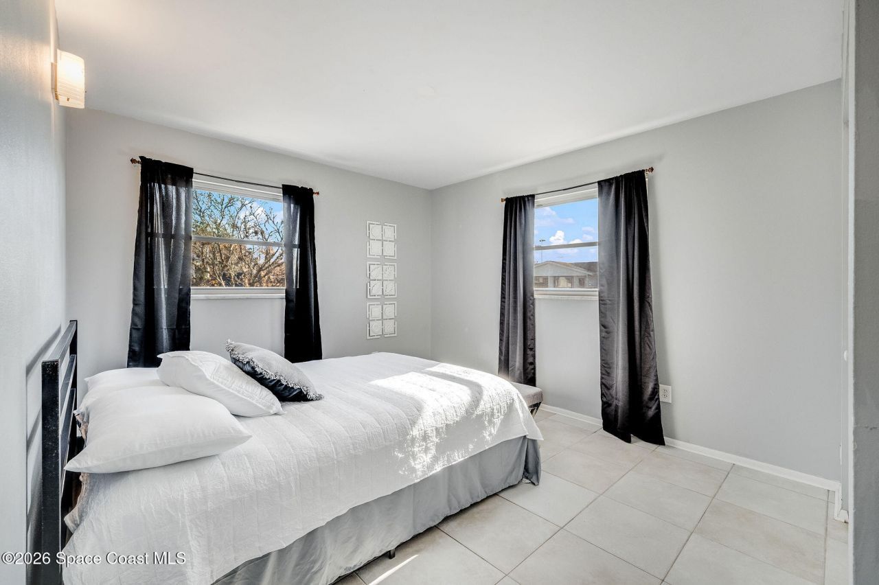 995 Eyerly Lane Ne, Palm Bay, FL 32905 Photo