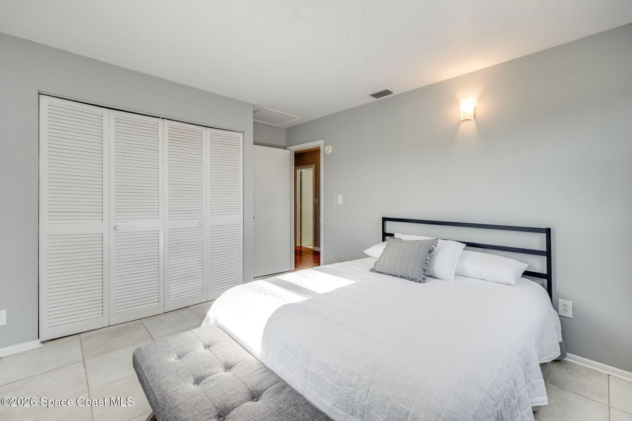 995 Eyerly Lane Ne, Palm Bay, FL 32905 Photo