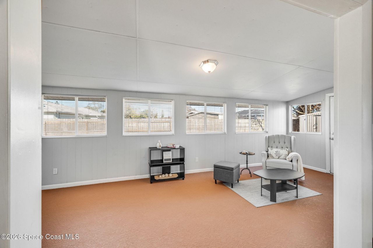 995 Eyerly Lane Ne, Palm Bay, FL 32905 Photo