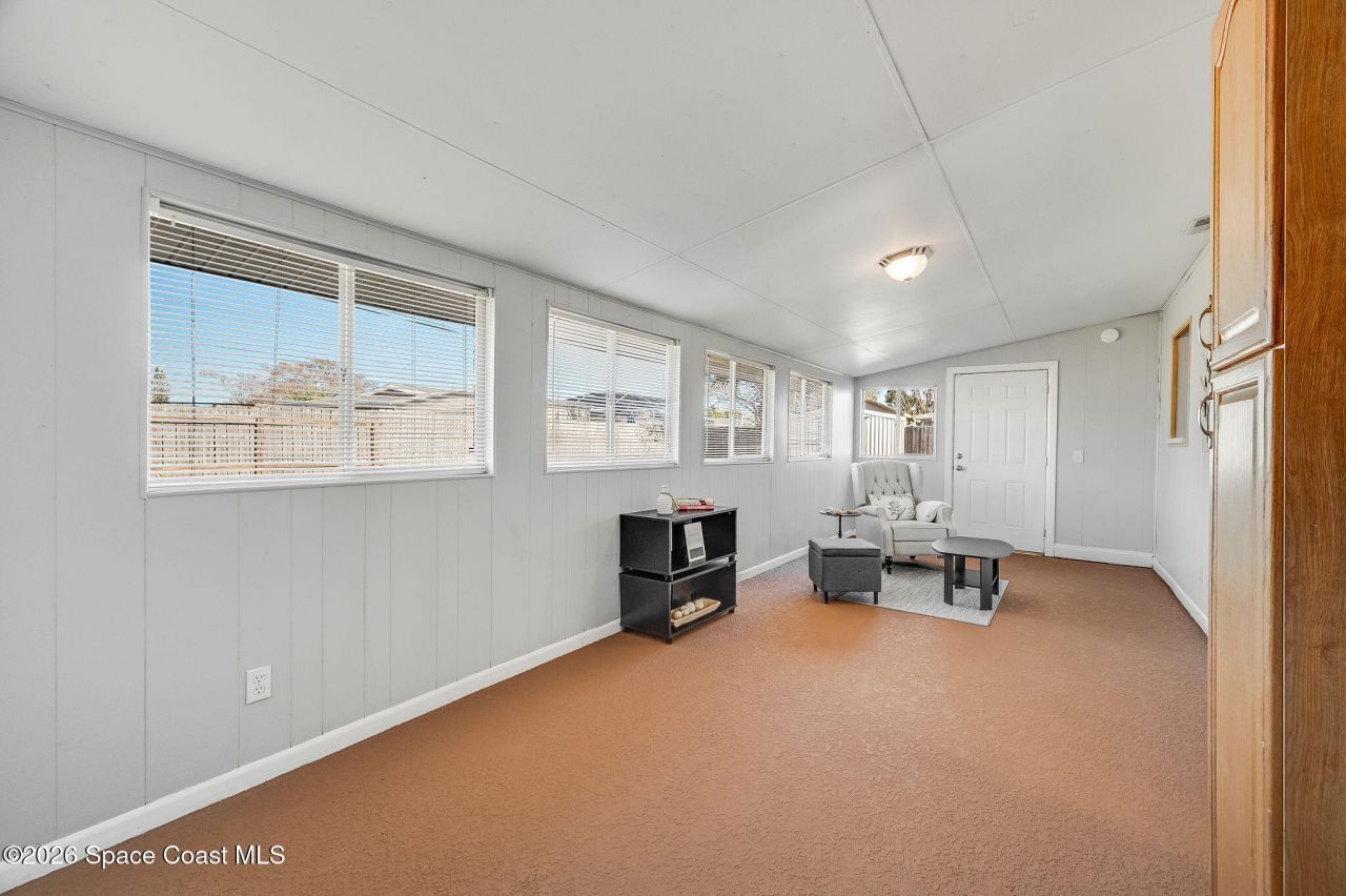 995 Eyerly Lane Ne, Palm Bay, FL 32905 Photo