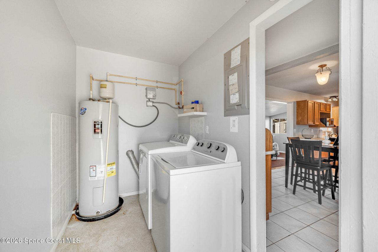 995 Eyerly Lane Ne, Palm Bay, FL 32905 Photo