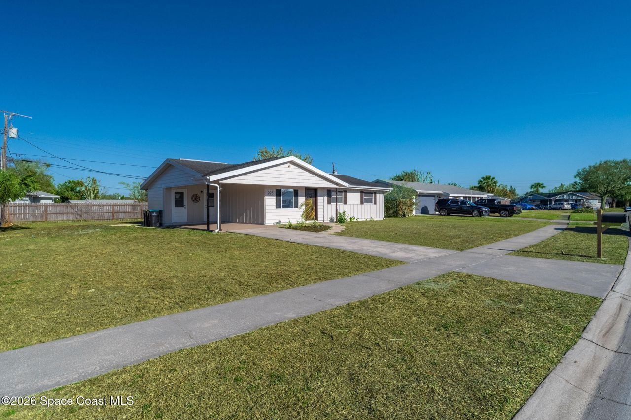 995 Eyerly Lane Ne, Palm Bay, FL 32905 Photo