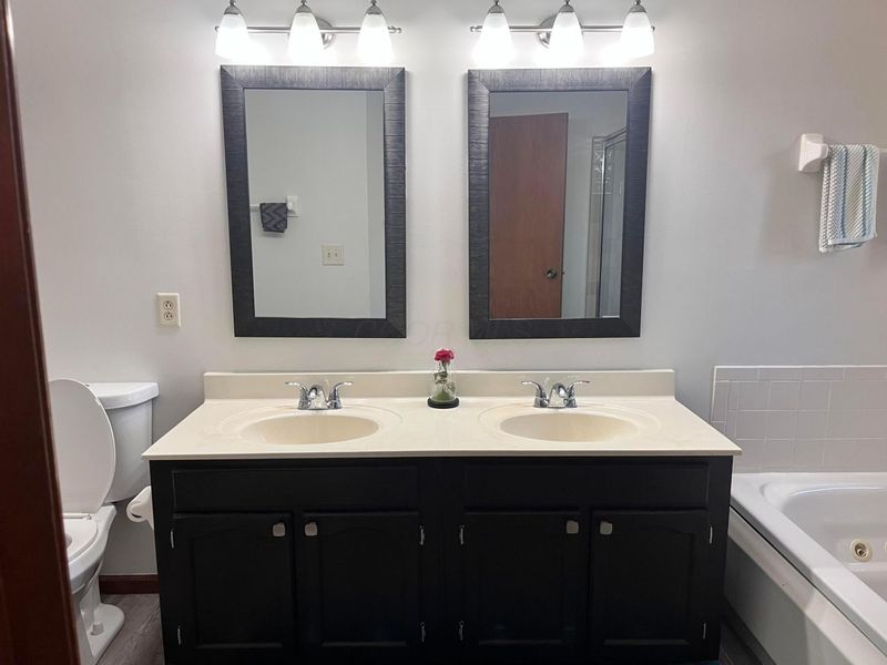 1160 Riva Ridge Boulevard , Columbus, OH 43230 Photo 9