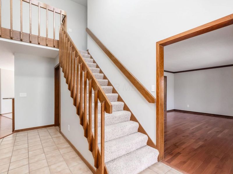 7195 Dominick Court , Dublin, OH 43017 Photo 2