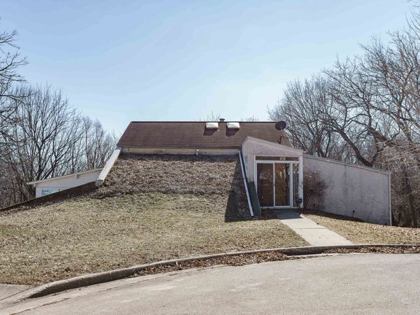 1301 Gartland Avenue, Janesville, WI 53548