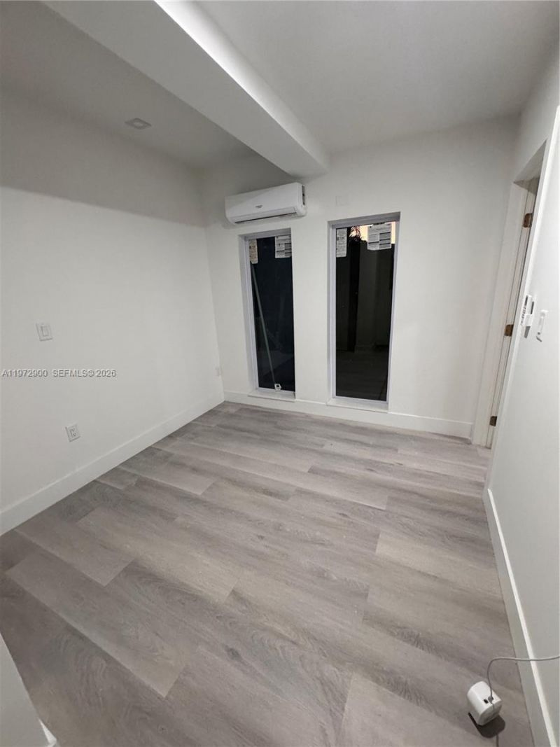 2353 SW 11th Ter, Unit 3, Miami, FL 33135 Photo