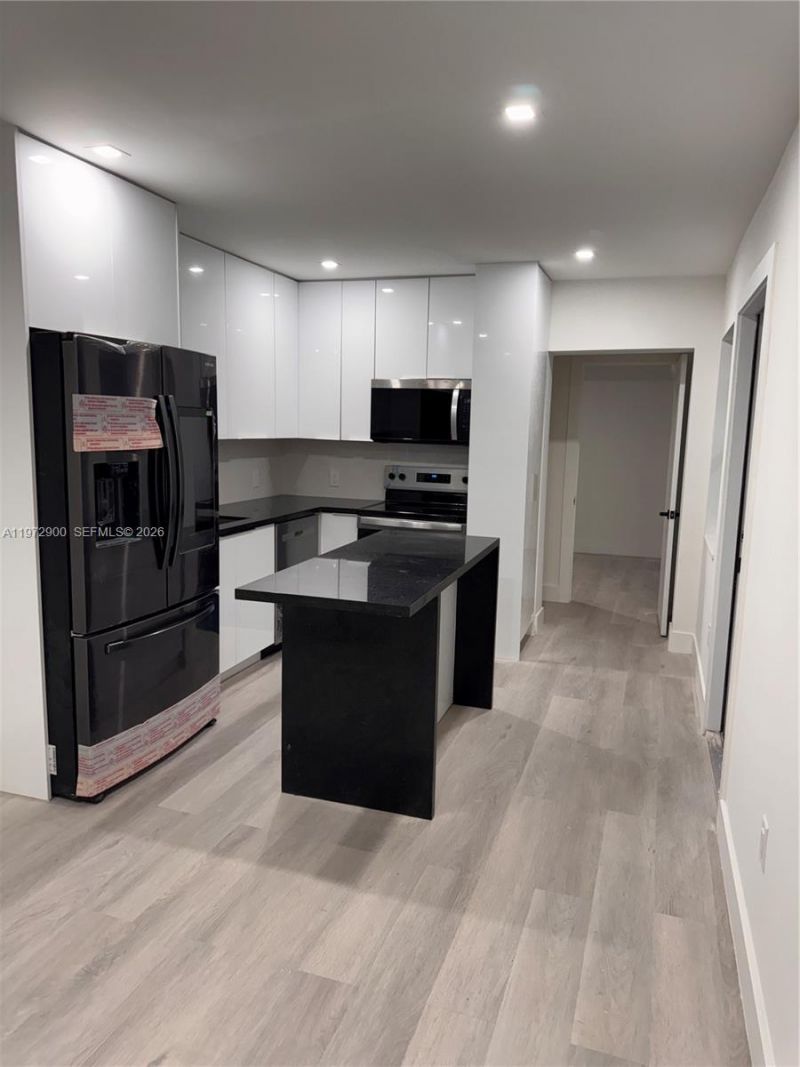 2353 SW 11th Ter, Unit 3, Miami, FL 33135 Photo